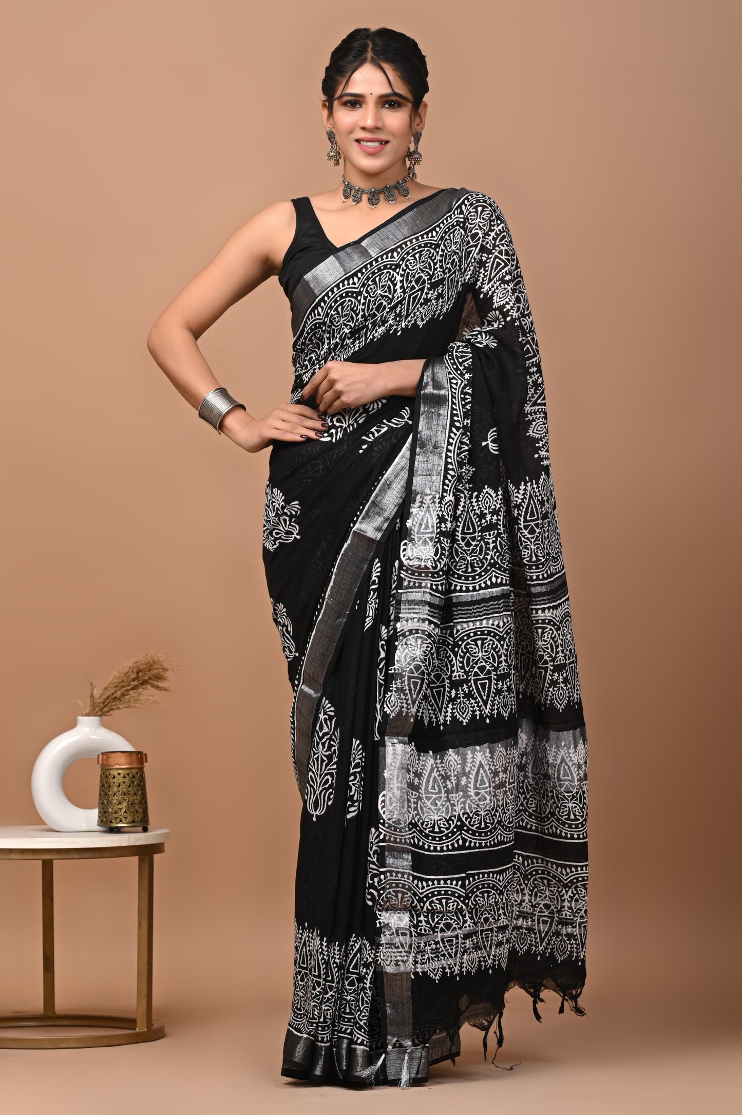TRICORN BLACK SAREE
