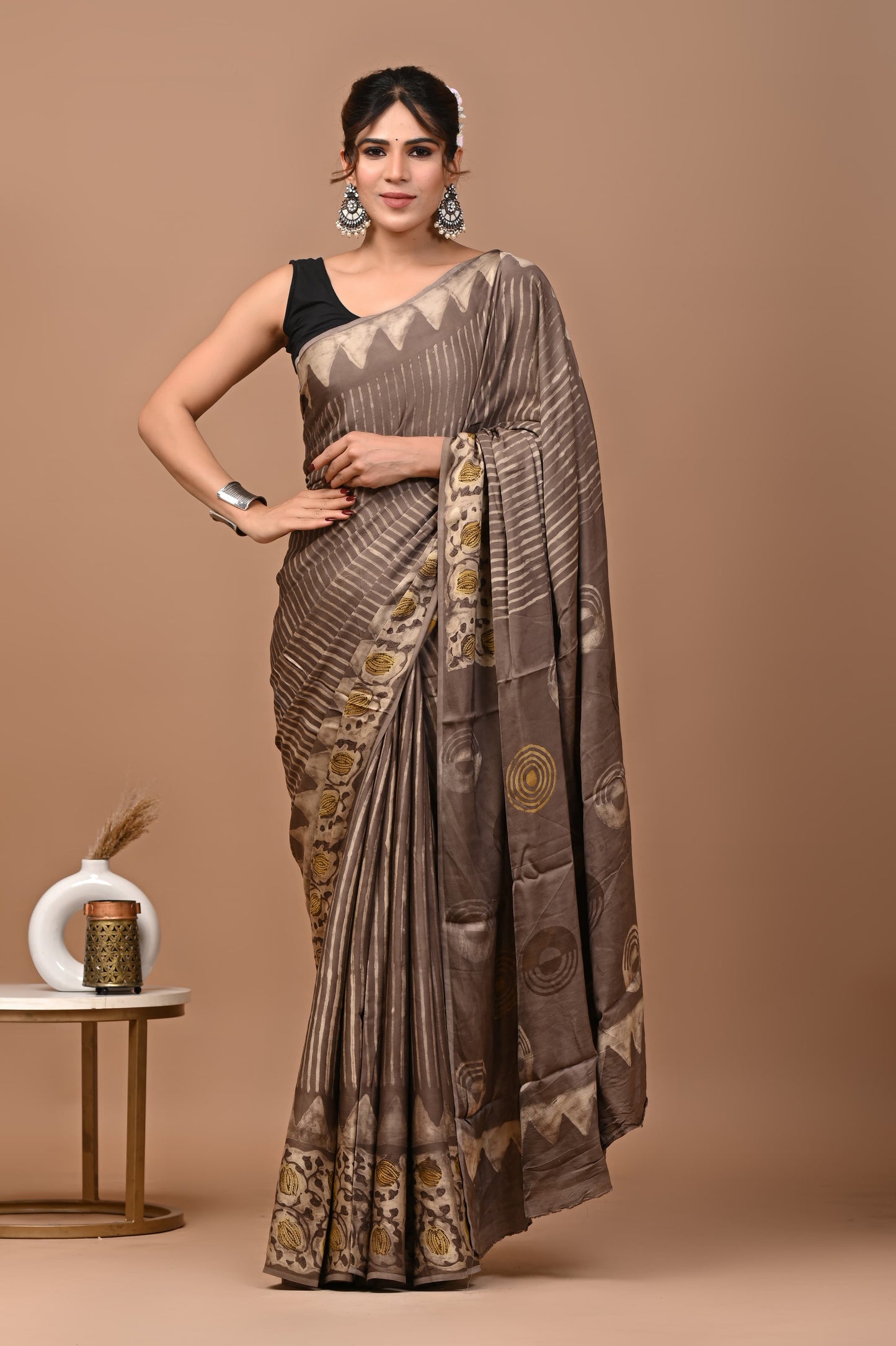 MOCHA MOUSSE SAREE